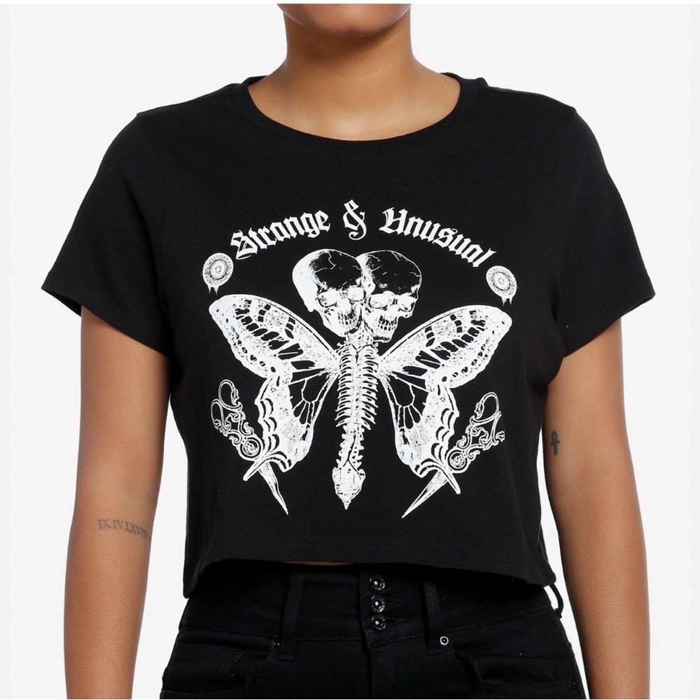 Hot topic Cosmic Aura Black Graphic Glow in the dark crop top